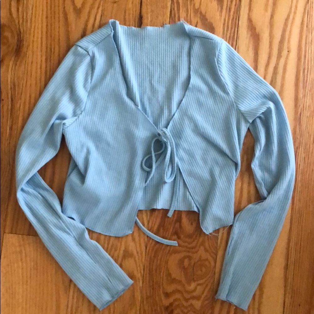 Pacsun tied up sweater